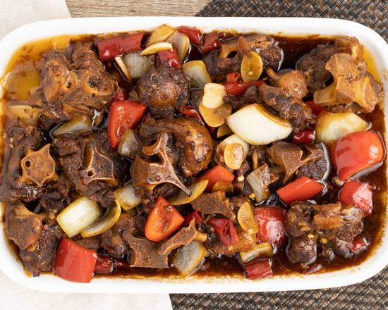 Braised Ox Tail (红烧牛尾)